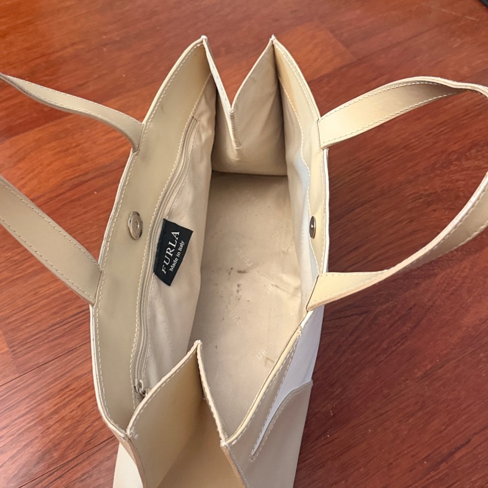 Furla Rectangle Hand Bag - Picture 4 of 13